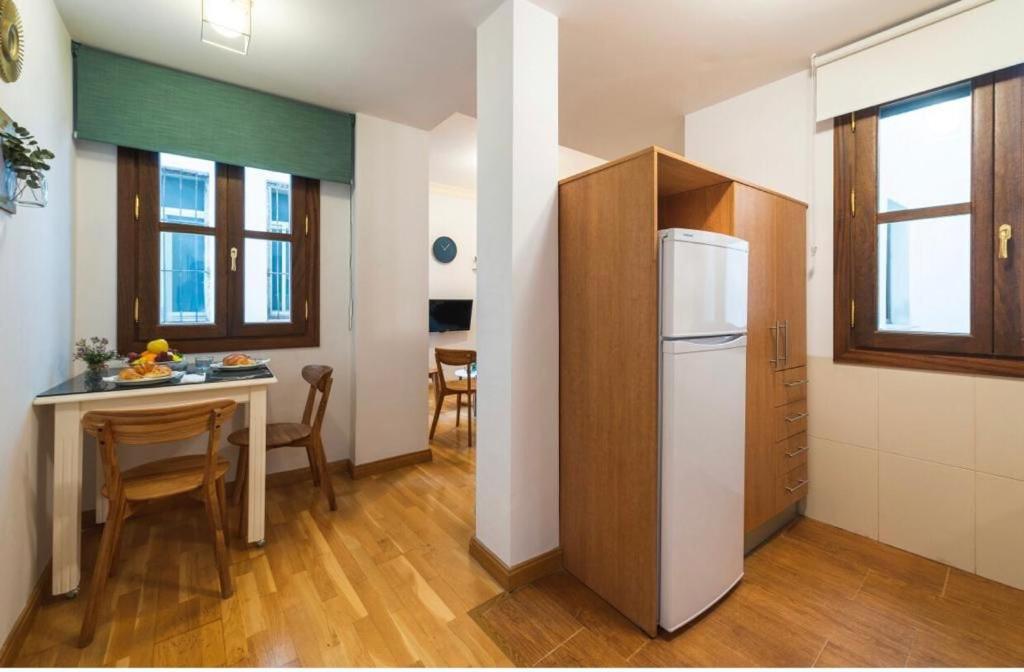 شقة Adorable Apartamento Centro غرناطة المظهر الخارجي الصورة